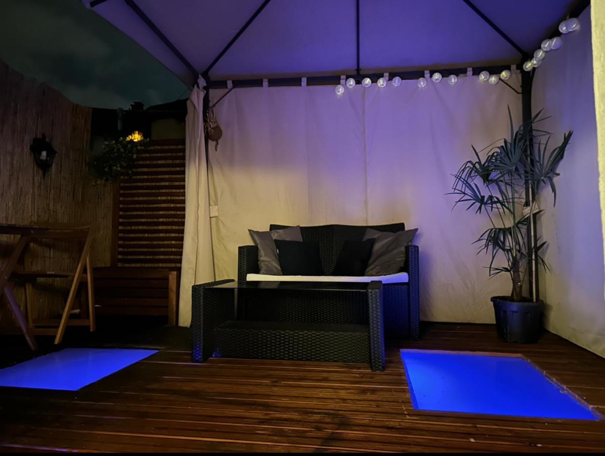 Ferienwohnung In Der Altstadt Fussgangerzone Treviri Esterno foto